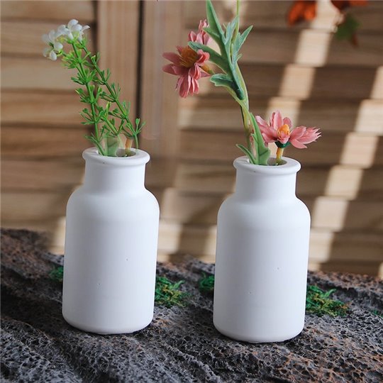 Moule silicone vase lisse droit fleurs 10.2x5.2cm